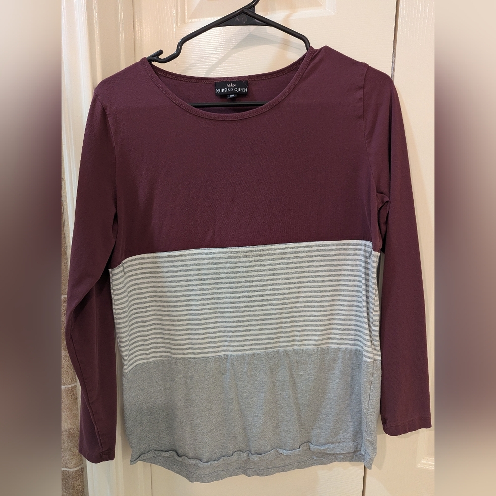 Nursing Queen Top